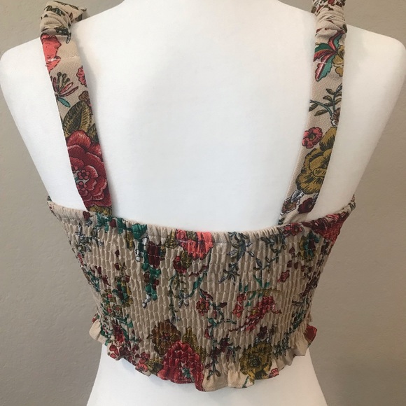 Linen floral Crop Top - Picture 3 of 5